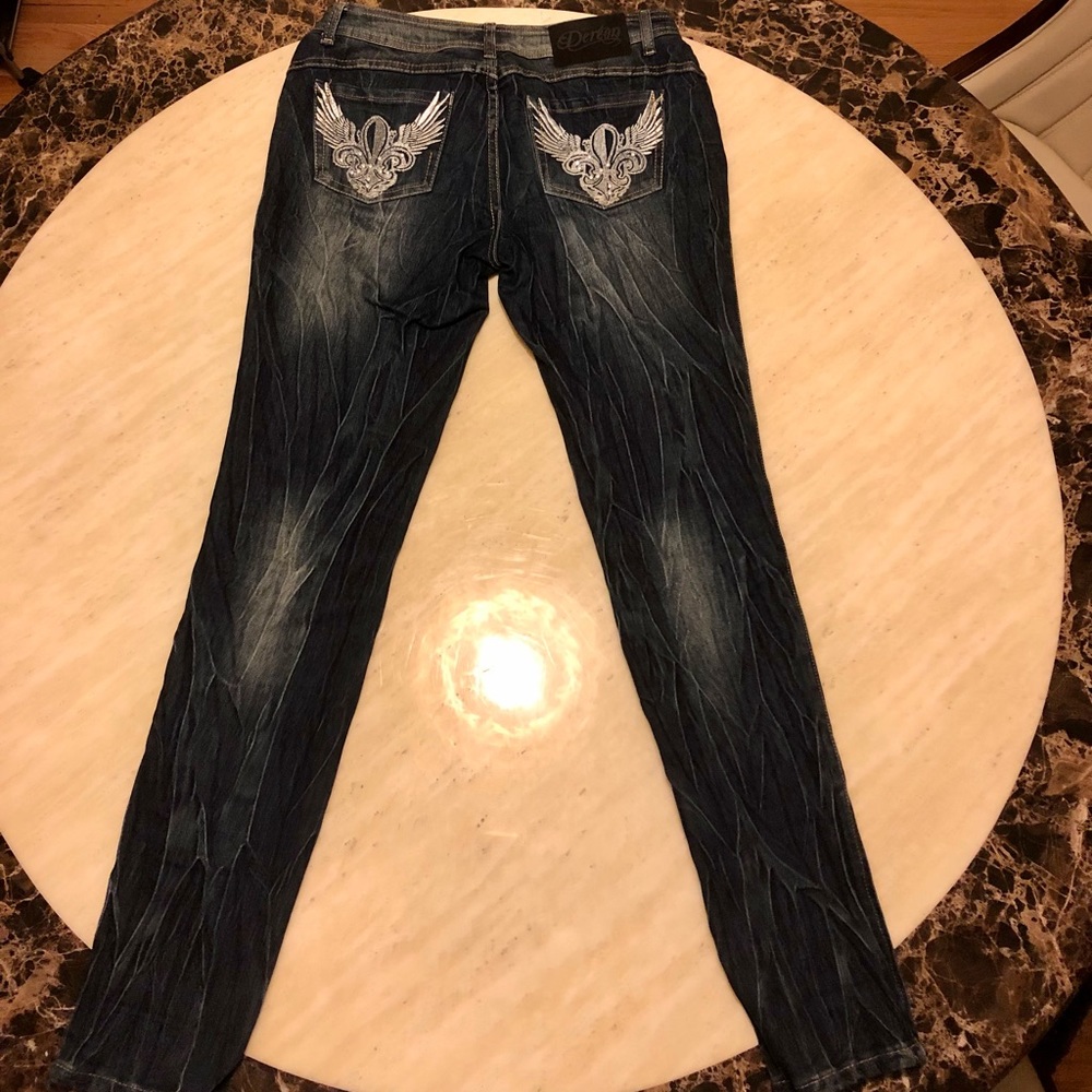 New Dereon Wings of Angles Jeans Size 27/28